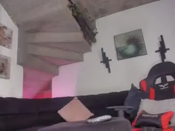 Chaturbate Sex Cam of kylie_sweetcock