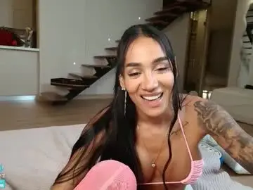 Chaturbate Best Webcam of sweetlaurasaenz