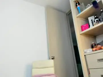 Chaturbate Live Sex of xshantall_hotx