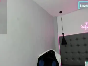 Chaturbate Adult Webcam of scarletcherry18
