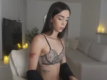 Chaturbate Free Porn Cam of emmacorrea