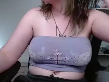 Chaturbate Live Sex Cam of krystalsyxx