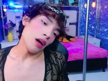 Chaturbate Best live sex cam show of isaacnova