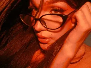 Streamate Free Porn Cam of Mady_cooper111