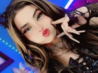 Streamate Sex Cam of VictoriaDior69