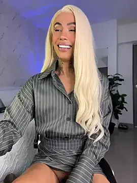 Stripchat Best live sex cam show of miss_tatiana_