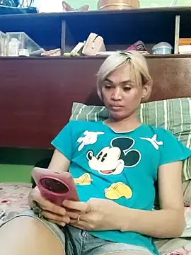 Stripchat Adult Webcams of QueenSoreal
