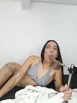 Stripchat Best live sex cam show of MegannHills_