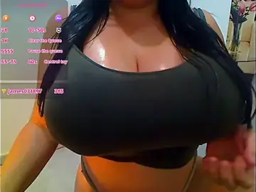 Stripchat Free Live Porn of Bigcocksexyluisa