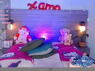 Stripchat Free Porn Cam of Sophia_Valentina