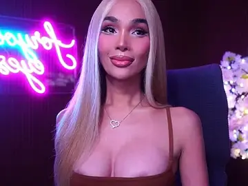 Stripchat Free Porn Cam of xxforyoureyesonlyxx