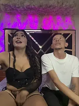 Stripchat Free Porn Cam of BriannaTS_and_David