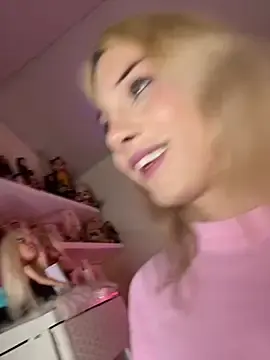 Stripchat Free Porn Cam of devlin_nurmi