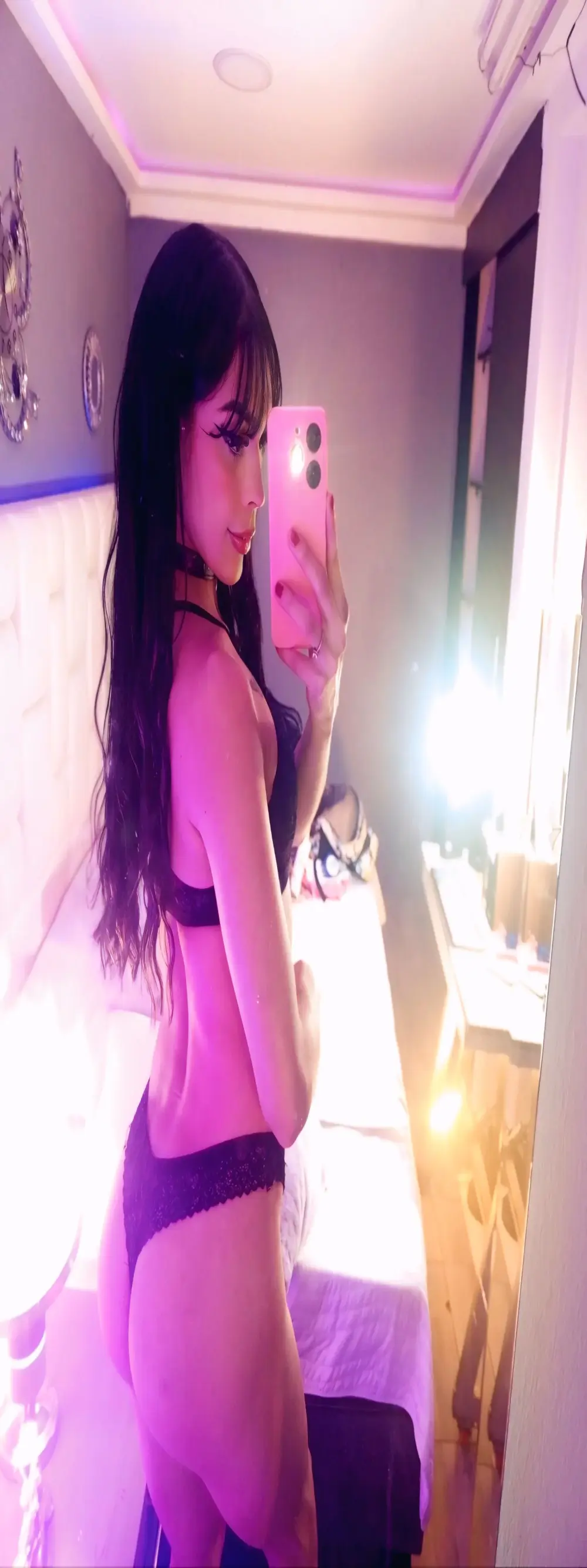 Kisses_Sophia