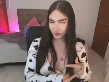 Stripchat Adult Webcam of Miley_Baker