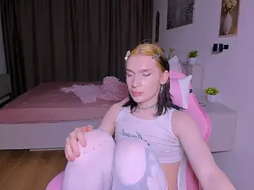 Stripchat Best live sex cam show of Mikaella_Nicole