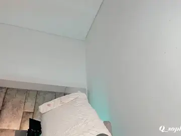 Stripchat Free Porn Cam of Queensophie_m