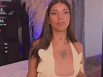 Stripchat Best Webcam of CoralRigan