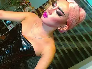 Stripchat Adult Webcams of HOLLYWOOD_QUEEN_88