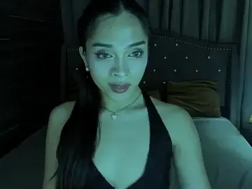 Stripchat Free Porn Cam of CharlotteFlare