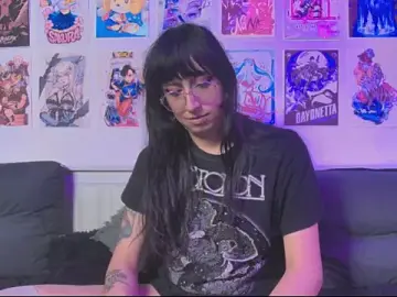 Stripchat Live Sex of snowblack_