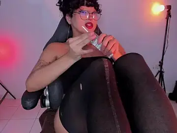 Stripchat Adult Webcam of Heka_Prudence