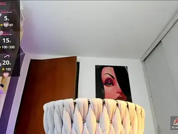 Stripchat Live Sex Cam of REAL_SCARLETBRIGHT