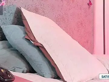 Stripchat Live Sex Cam of JESSI_NAOMI