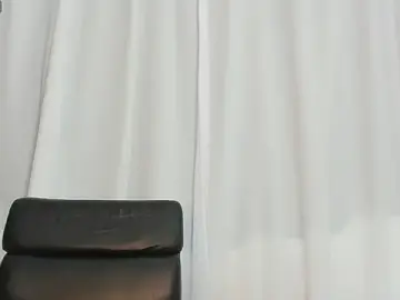 Stripchat Live Sex Cam of _foxy_00