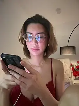 Stripchat Live Sex Cam of Ivysnow