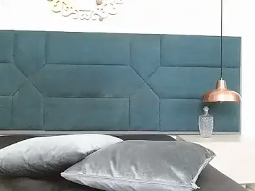 Stripchat Sex Cam of chanel_grant