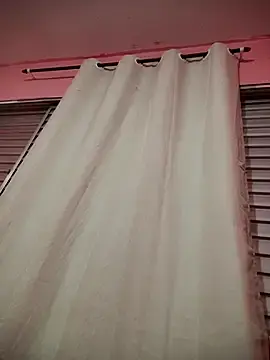 Stripchat Live Sex Cam of VANESSABraga