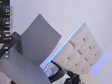 Stripchat Adult Webcam of MissCarolinne