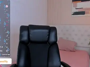 Stripchat Free Porn Cam of LOISE-XX