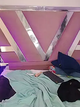Stripchat Free Live Porn of CataliinaSanttana