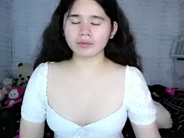 Stripchat Live Porn of Brittany_143