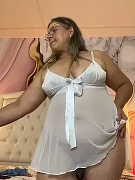 Stripchat Private Sex Chat of Lucy_Milf_474