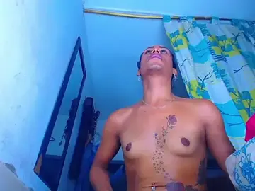 Stripchat Sex Cam of Ts_veryhot