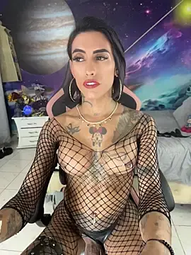 Stripchat Best live sex cam show of Nella_Dolls