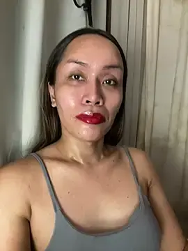 Stripchat Adult Webcam of RomanticPearlTS
