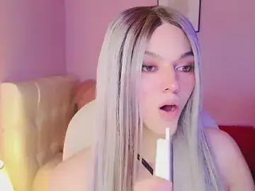 Stripchat Free Porn Cam of EvaEvangeline