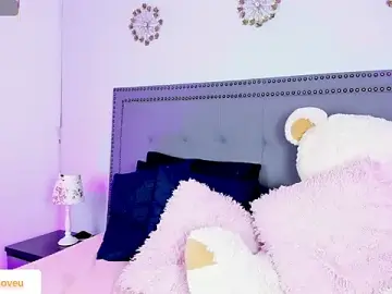 Stripchat Free Live Porn of ale_lovee