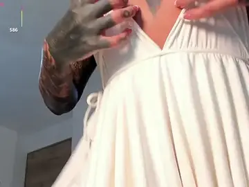 Stripchat Best Webcam of belllbonniie