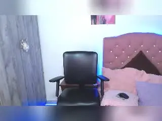 Xlovecam Best live sex cam show of PrincessLoreen