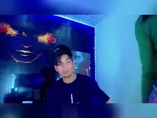 Xlovecam Live Sex Cam of LuxeCouple