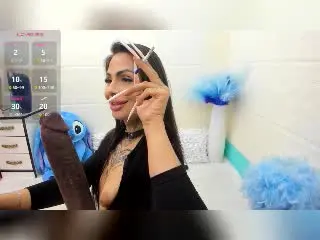 Xlovecam Free Live Porn of DenyChantal