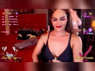 Xlovecam Free Live Porn of TwoBombShell
